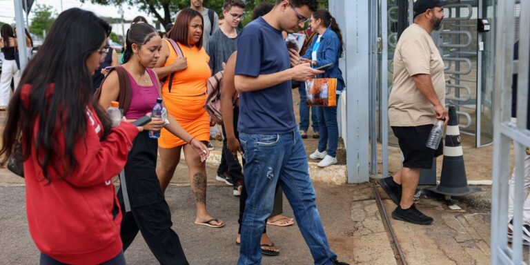 Enem: provas de matemática e ciências da natureza são reaplicadas hoje