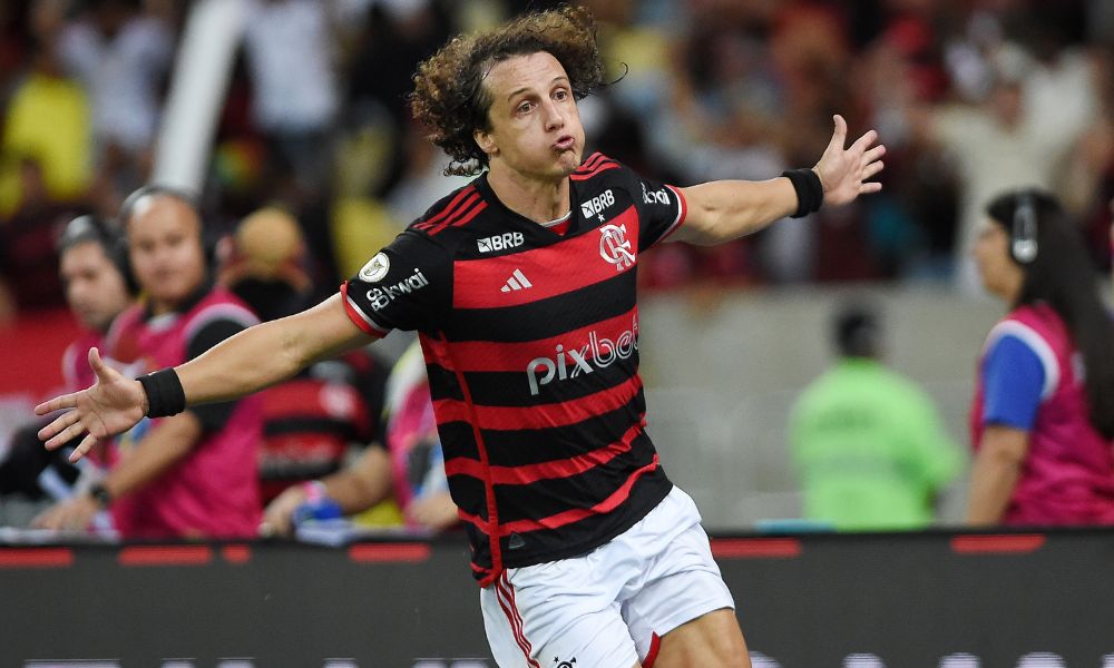 David Luiz faz vídeo de despedida no Fla e alfineta diretoria