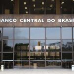 Mercado financeiro prevê taxa de juros a 14% no final de 2025