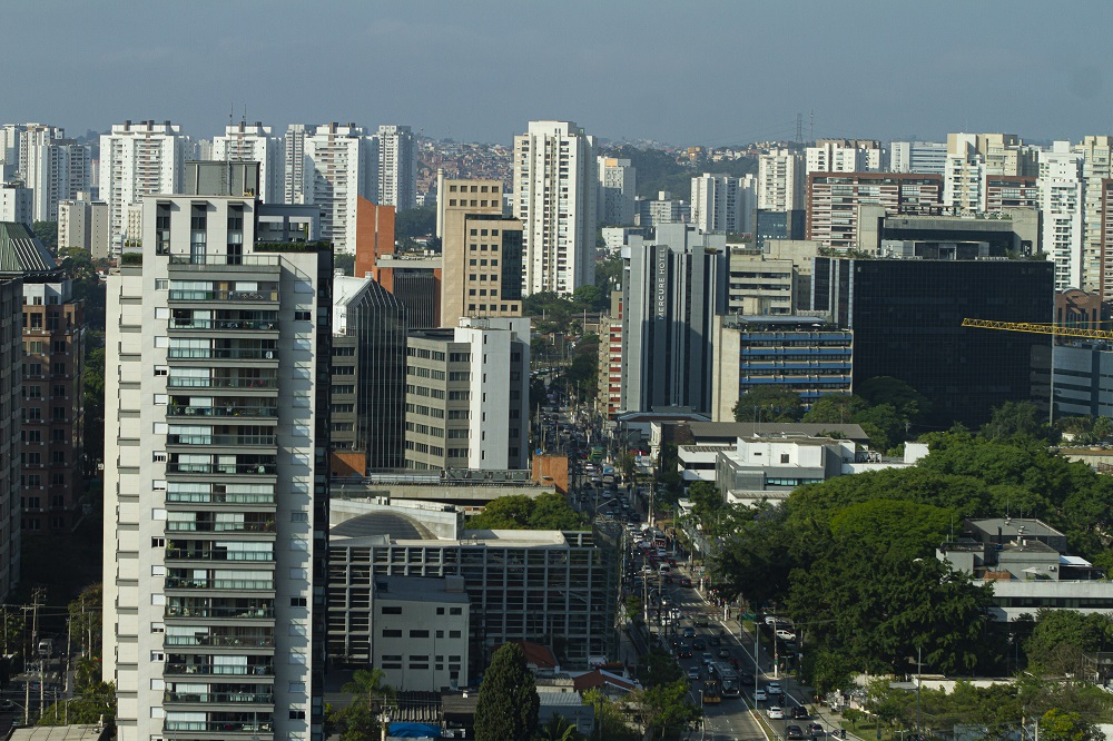 Tempo continua firme com temperaturas amenas nesta quarta