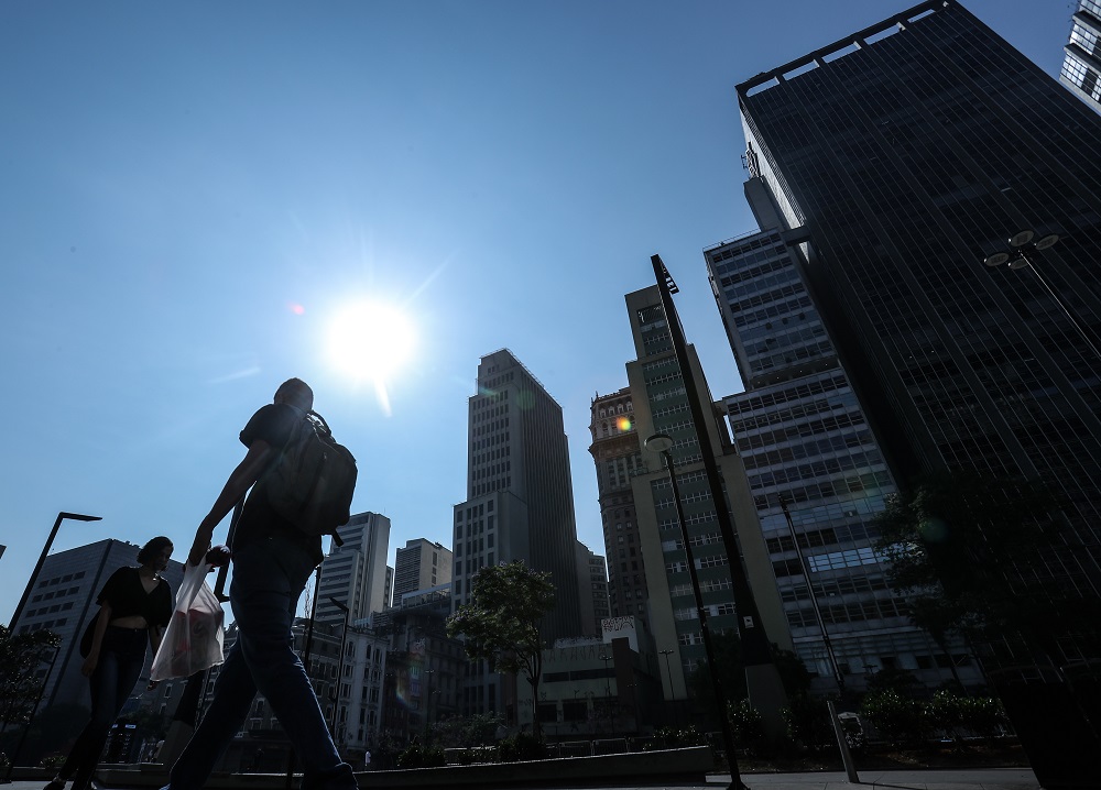 Temperaturas sobem no Sudeste nesta segunda