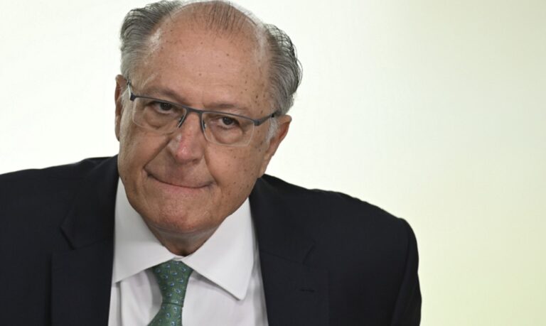 Geraldo Alckmin relata otimismo de Lula após cirurgia