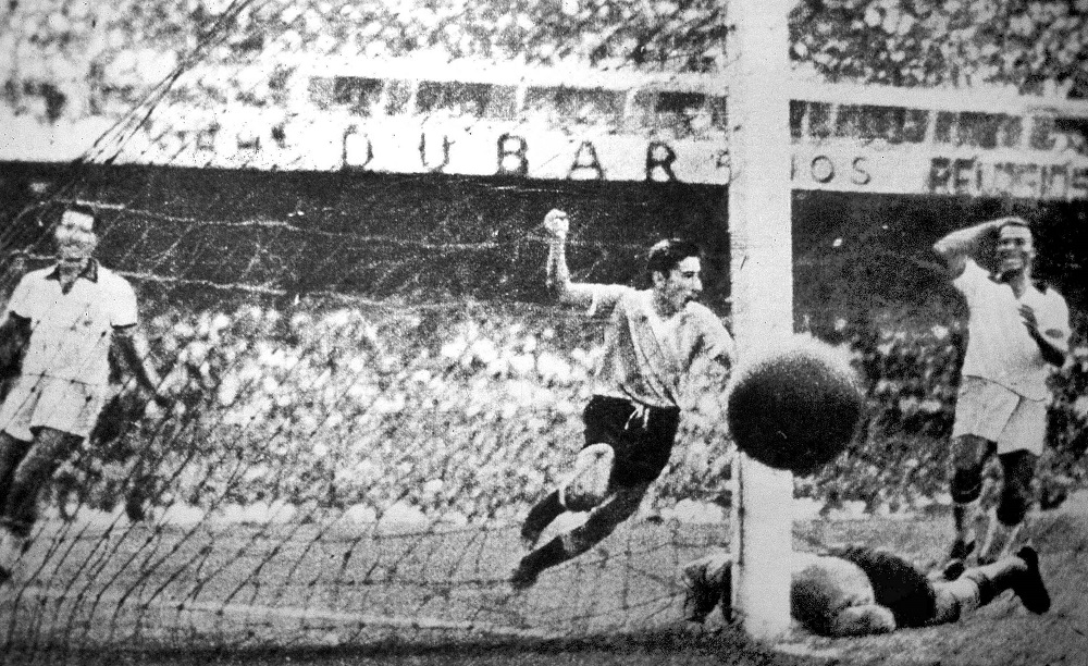 Ghiggia, carrasco brasileiro na Copa de 1950, sempre demonstrou muito respeito com o futebol da seleção nacional