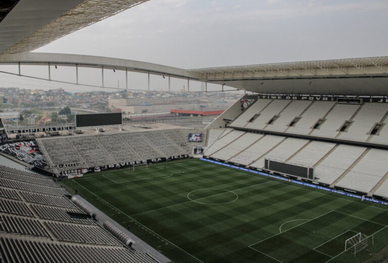 Corinthians projeta ‘vaquinha’ para pagar mais de R$ 700 milhões de dívida da Neo Química Arena