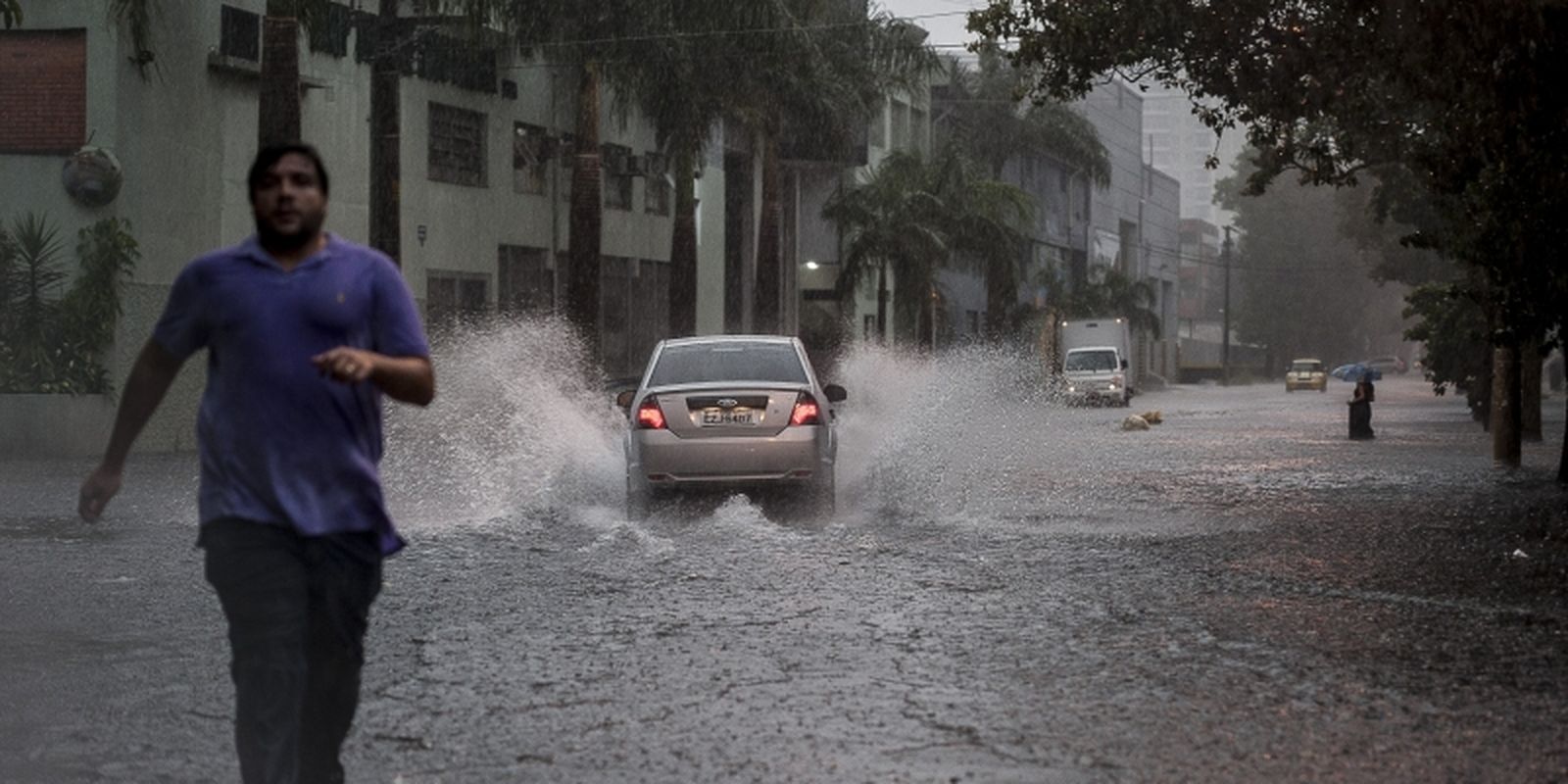 Três pessoas morrem soterradas em Taubaté, no interior de São Paulo