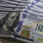 Dólar cai para R$ 6,04 em expectativa com reunião do Copom