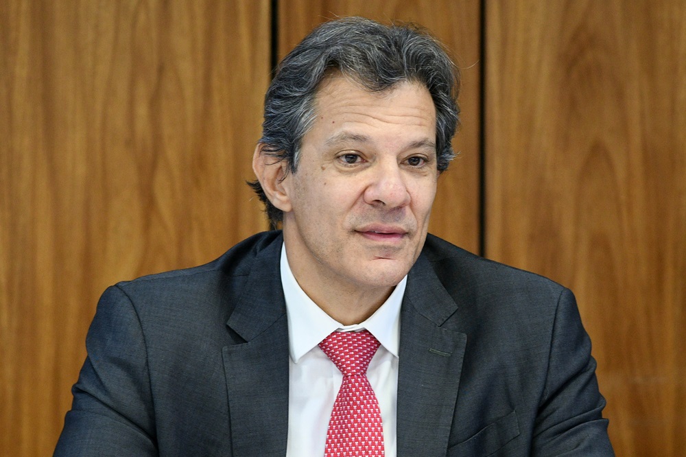 Haddad defende atuação do BC na correção do dólar e admite ‘problema de comunicação’ do governo