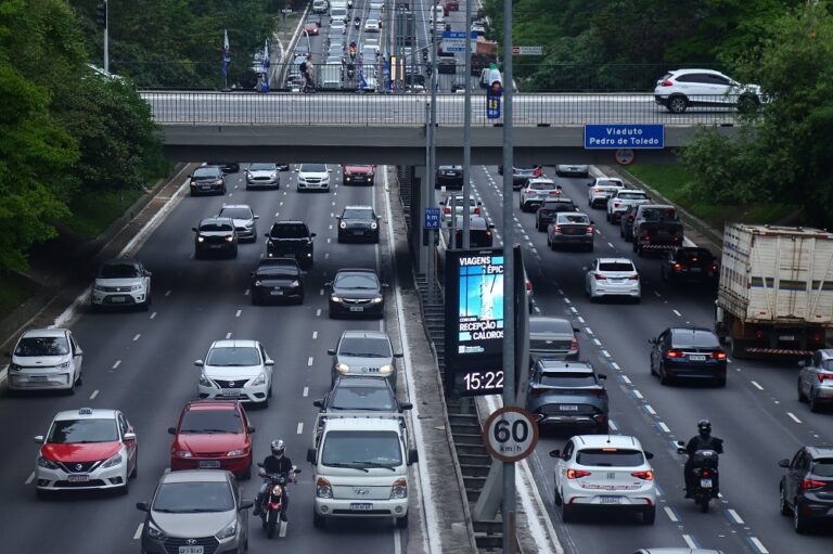 Ano Novo: Confira o funcionamento dos serviços durante feriado