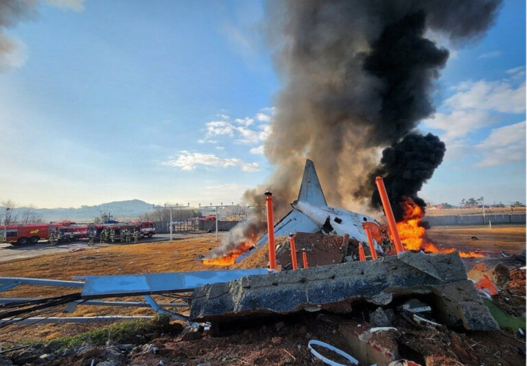 Acidente aéreo na Coreia do Sul deixa 28 mortos e vários feridos; veja