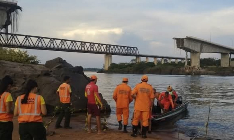 Sobe para nove o número de mortos pela queda da ponte sobre o Rio Tocantins