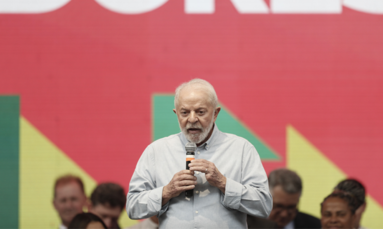 Lula antecipa pronunciamento de Natal para esta segunda