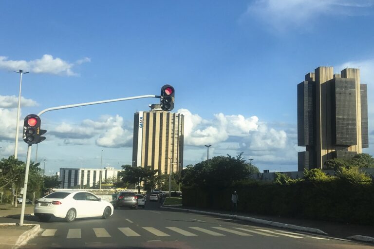 BC moderniza boletos e passa a permitir pagamentos via Pix 