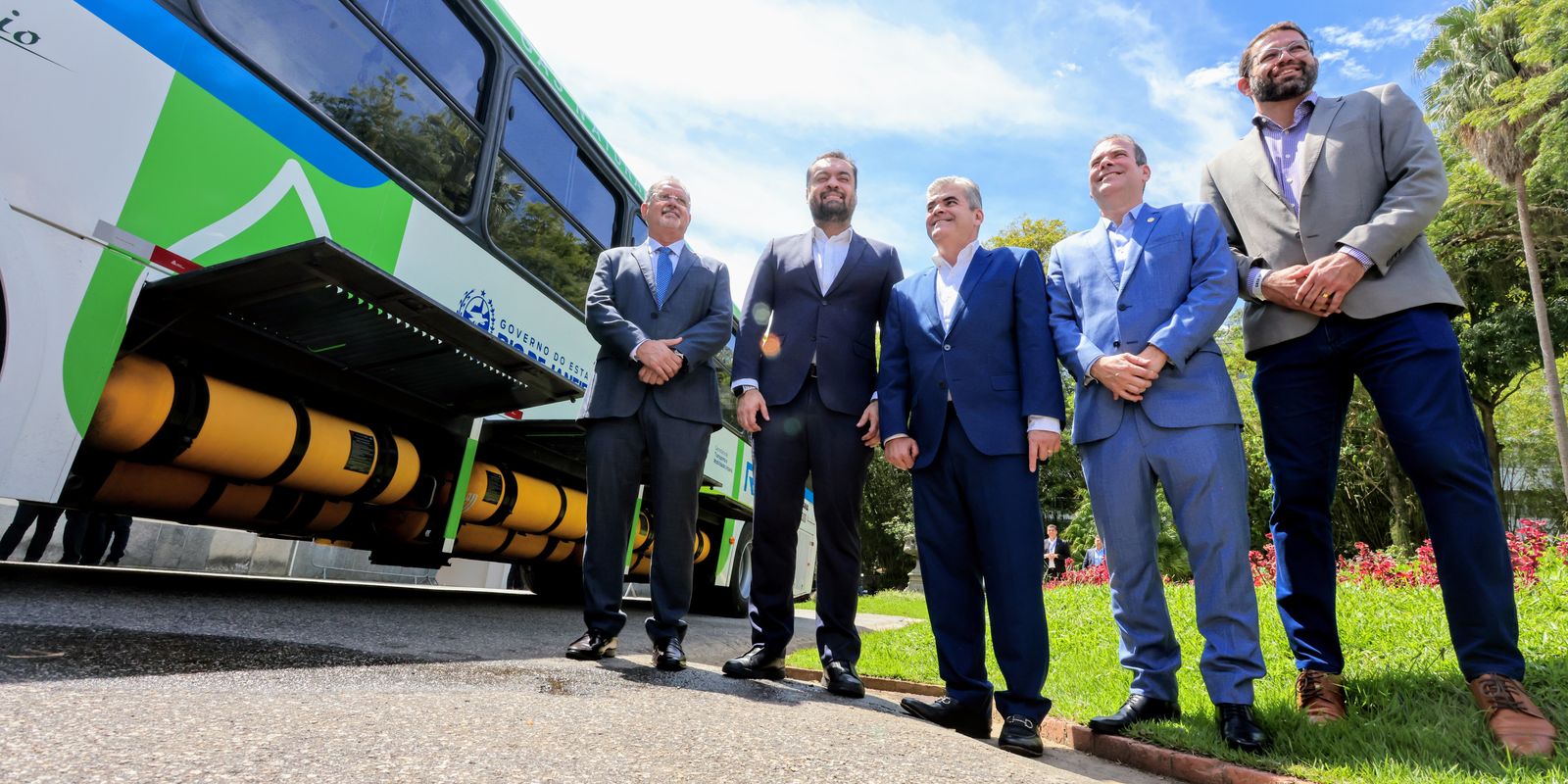 Projeto-piloto usará ônibus a gás em duas linhas intermunicipais do RJ