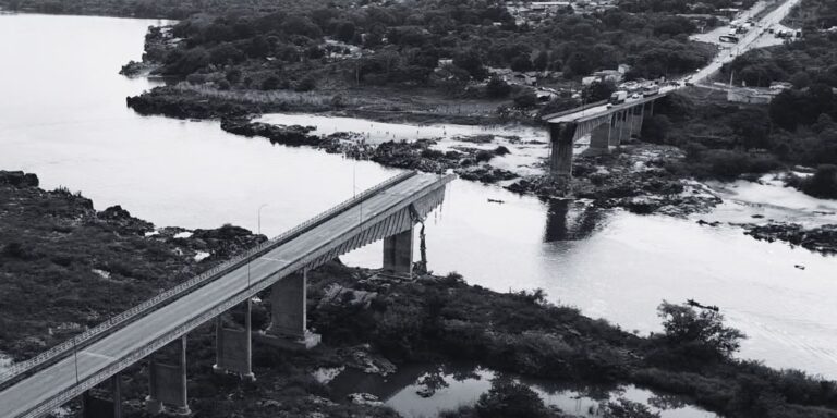 Queda de ponte: Marinha suspende busca subaquática no Rio Tocantins