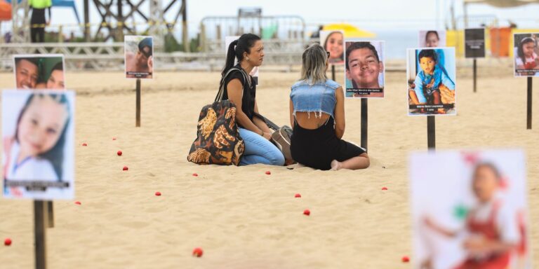 ONG protesta contra morte de crianças e adolescentes no Rio de Janeiro