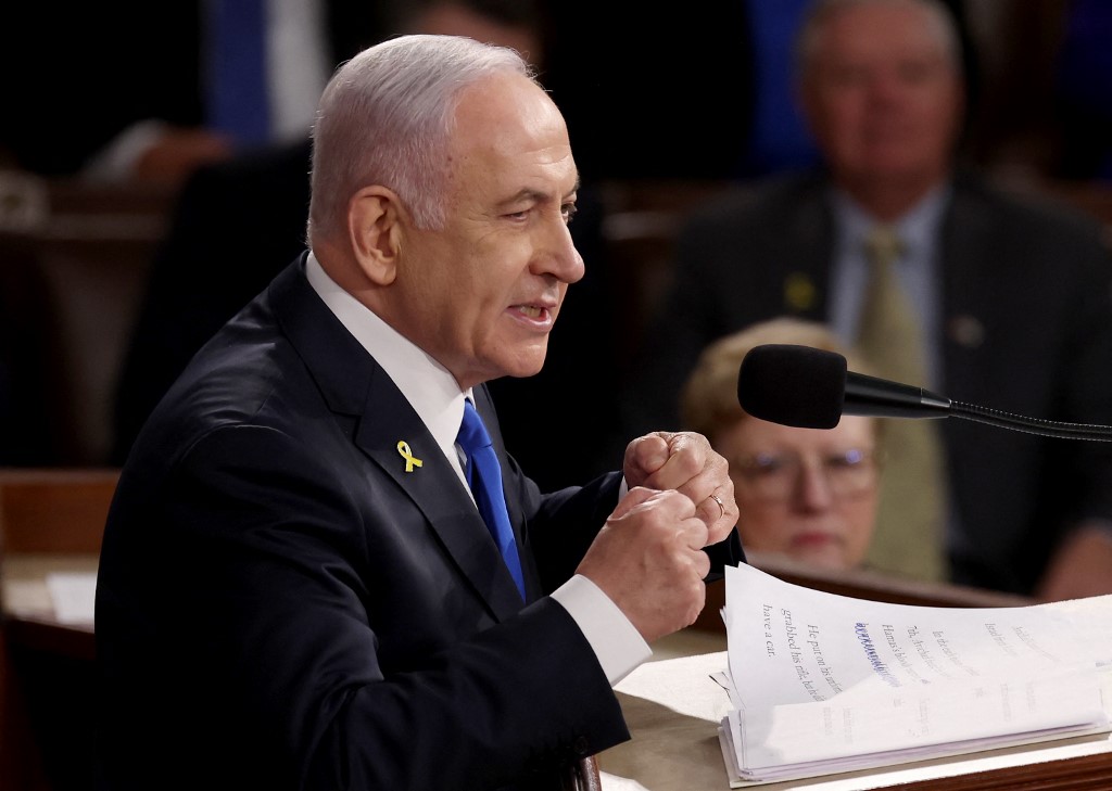 Netanyahu exige nomes dos reféns que serão libertados no domingo antes de entregar prisioneiros palestinos