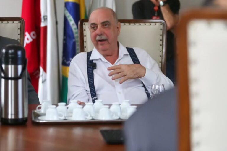 Fuad Noman, prefeito de BH, permanece na UTI