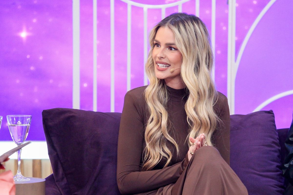 ‘Não lavem o cabelo hoje’, aconselha Yasmin Brunet, sobre Ano Novo Chinês