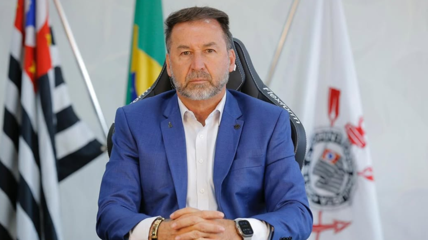 Augusto Melo pede afastamento do presidente do Conselho