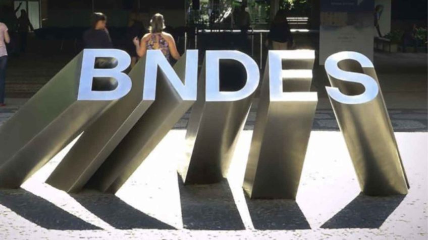 BNDES libera empréstimo de R$ 6,38 bi para rodovias do Paraná