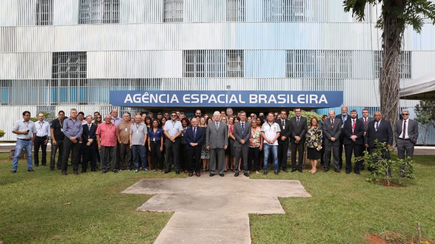 Concurso da Agência Espacial Brasileira oferece 30 vagas