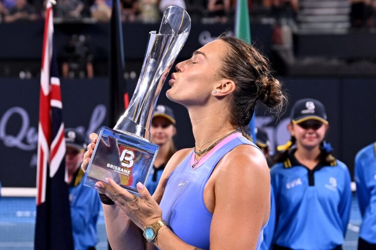 Sabalenka vira em Brisbane e conquista o primeiro título de 2025