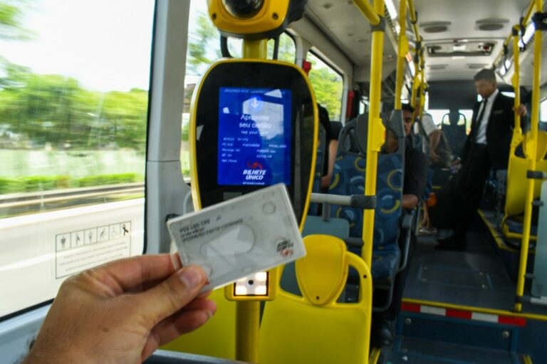 Justiça de São Paulo mantém aumento da tarifa de ônibus para R$ 5