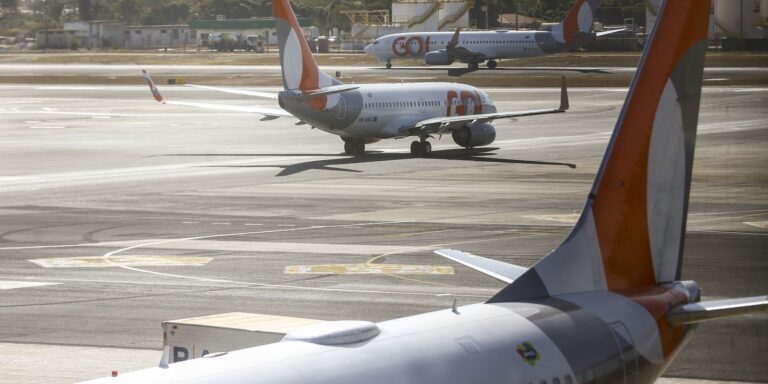 Azul e Gol assinam acordo para avaliar fusão entre as aéreas