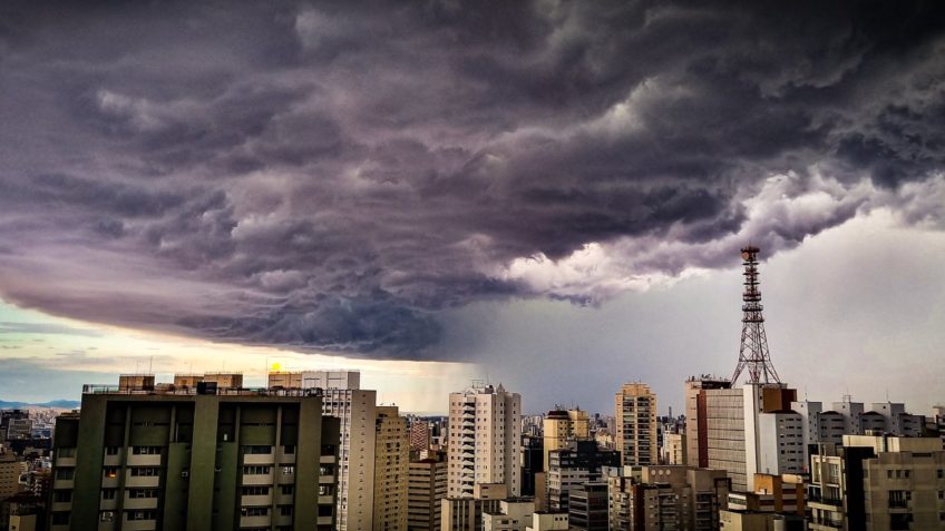 Criança de 7 anos é a 17ª vítima das fortes chuvas em São Paulo