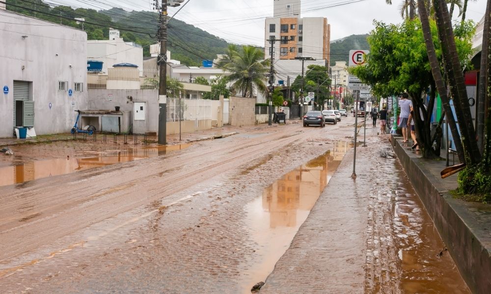 Fortes chuvas causam danos em Santa Catarina e 234 ocorrências são registradas