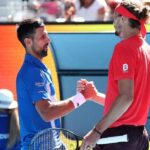 Djokovic abandona confronto contra Zverev e alemão avança para decisão do Australian Open