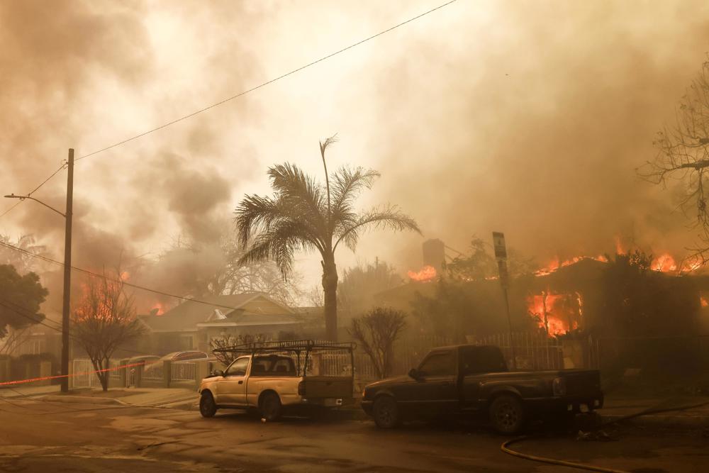 Área devastada em Los Angeles é quase do tamanho da zona oeste de São Paulo