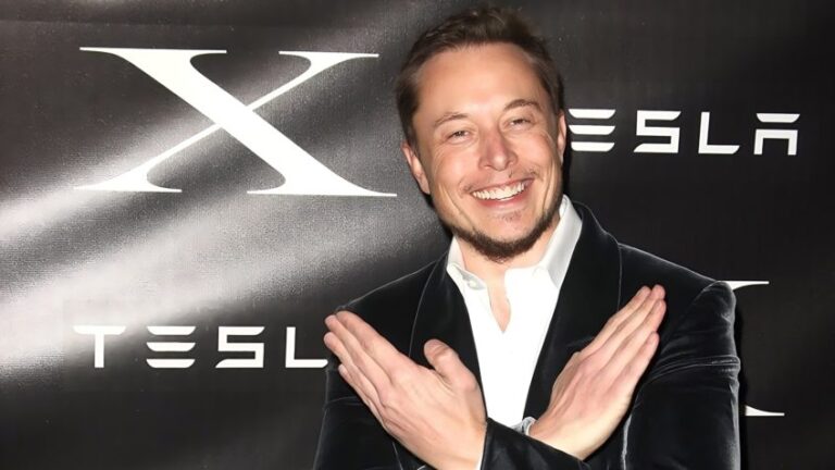 X tem estagnação e receita fraca, admite Musk em e-mail