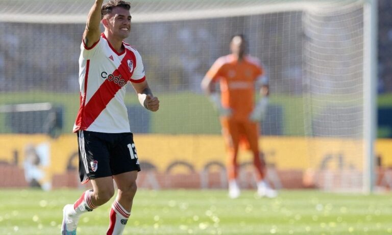 Casares antecipa acerto do São Paulo com lateral Enzo Díaz, do River Plate