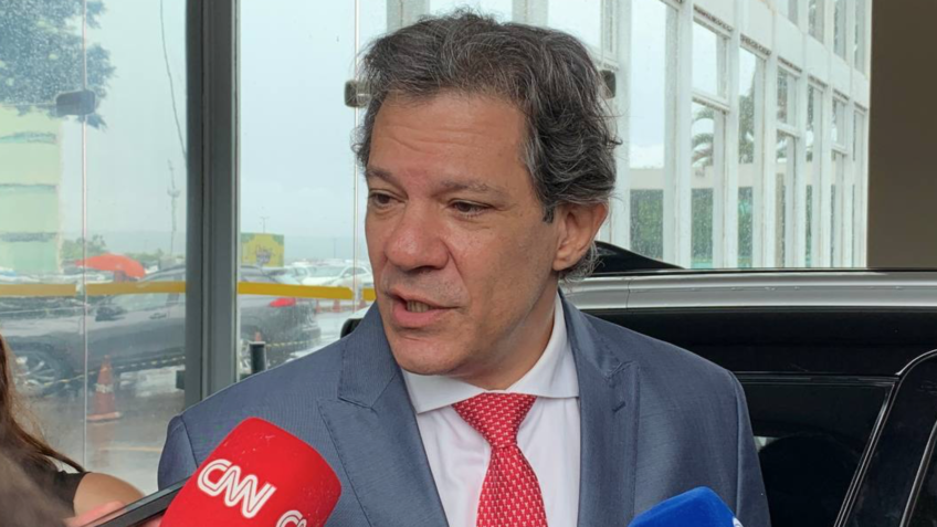 Haddad diz que big techs se alinharam com a “extrema direita”