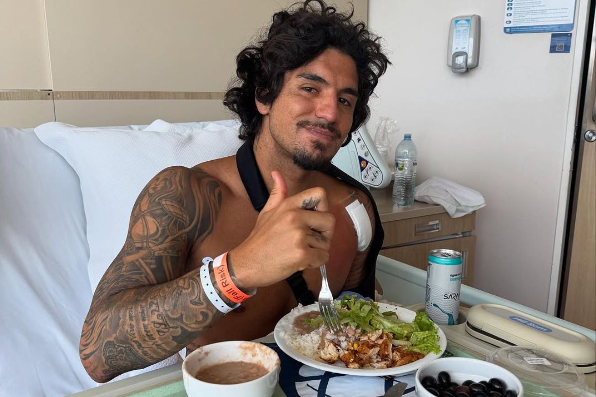 Gabriel Medina recebe alta após cirurgia: ‘Ficarei fora por um tempo’