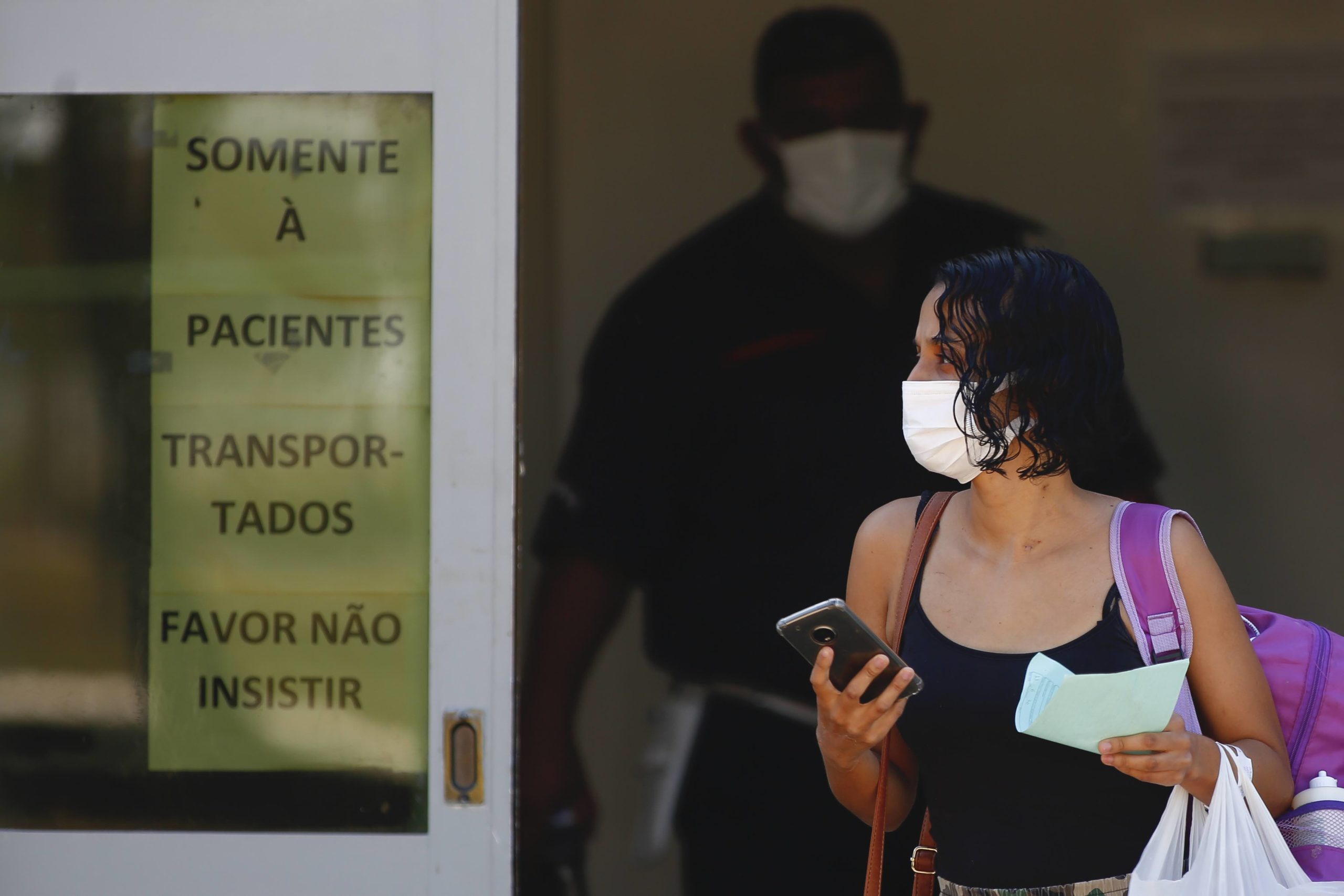 Casos de síndrome respiratória estão em queda, diz InfoGripe