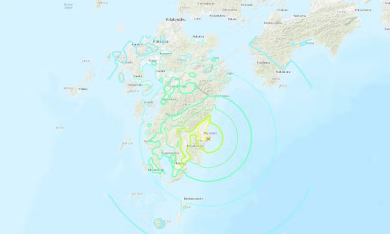 Japão lança alerta de tsunami após terremoto de magnitude 6,8