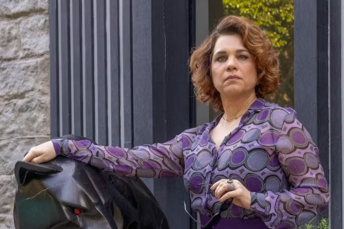 Isabel Teixeira vai conciliar TV com teatro