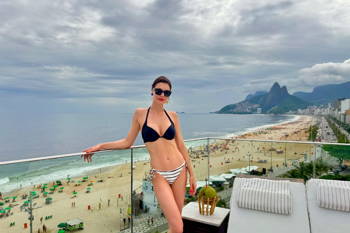 Júlia Pereira curte férias no sul e sudeste do Brasil