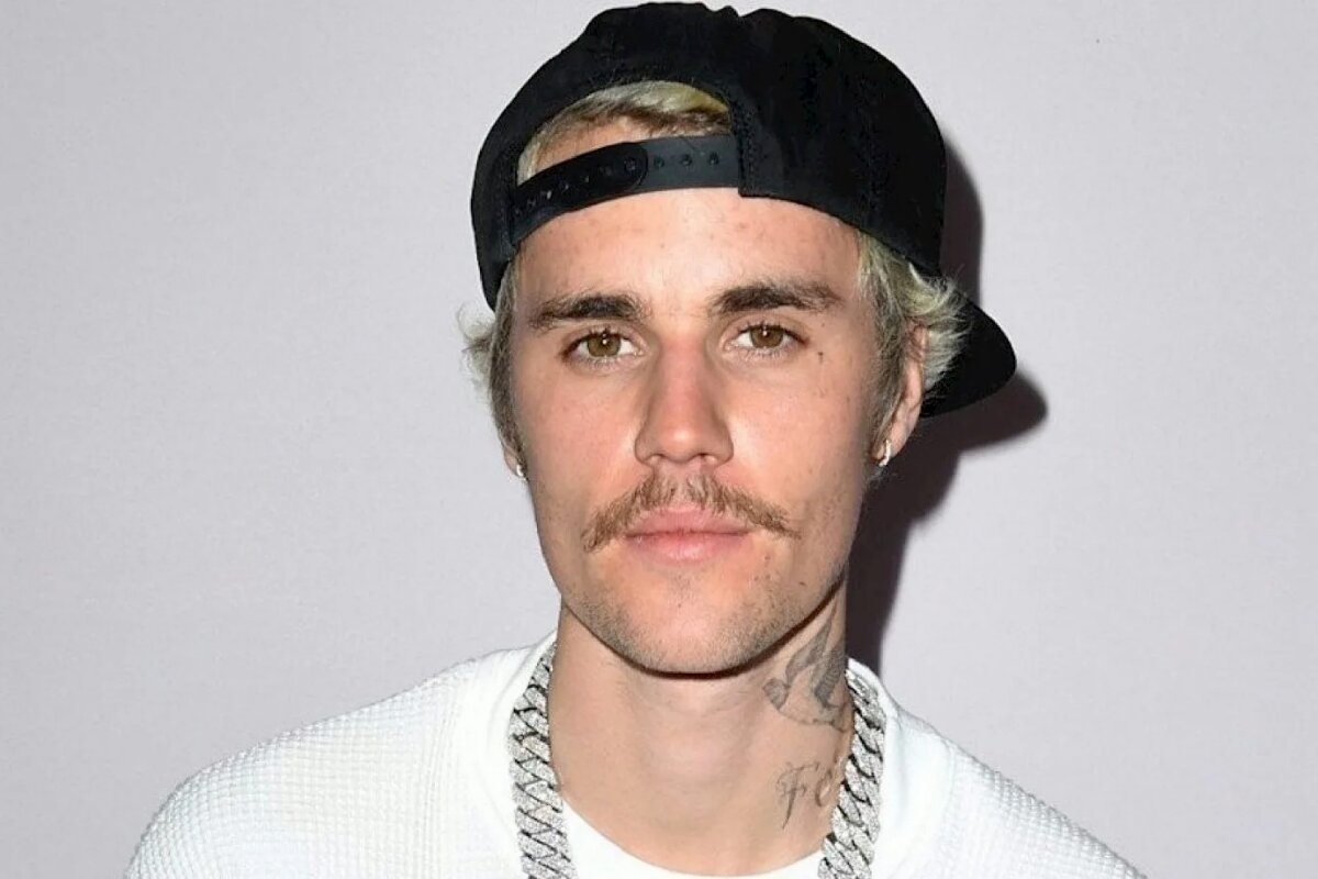 Justin Bieber em crise? Artista corta laços com equipe histórica