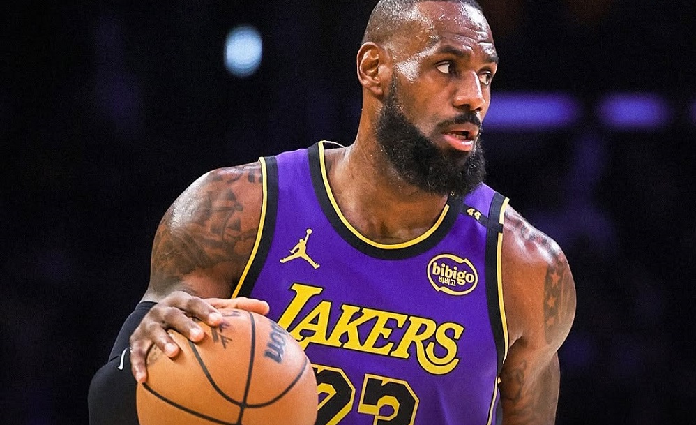 Lebron James anota triplo duplo em vitória contra o Wizards e iguala marca de Karl Malone