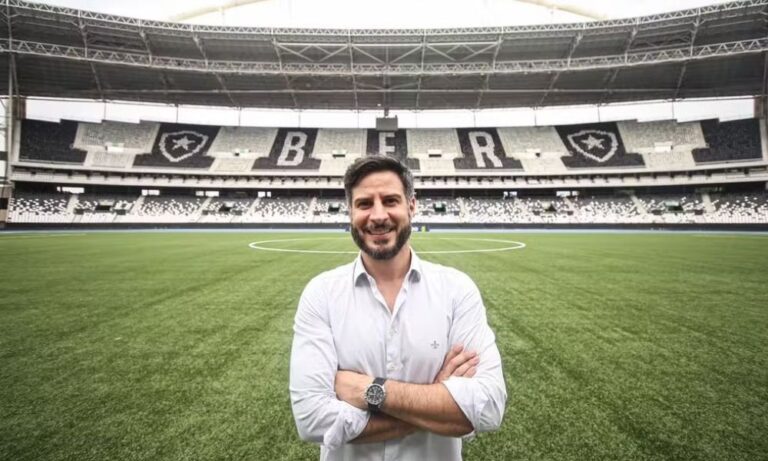 Botafogo nomeia Léo Coelho como novo diretor de futebol profissional