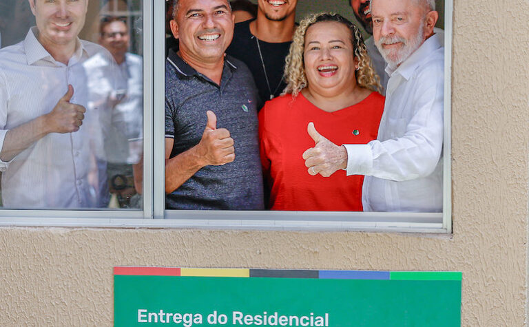 Lula recebe ministros para avaliar Minha Casa, Minha Vida em 2024