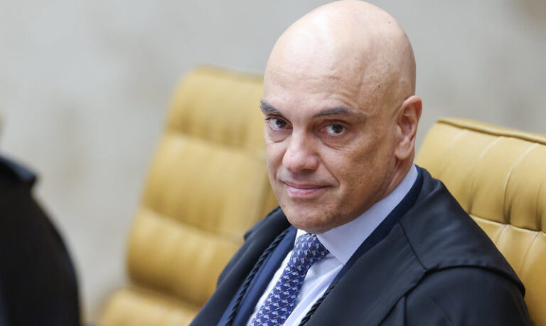 Moraes nega ida de Bolsonaro à posse de Trump