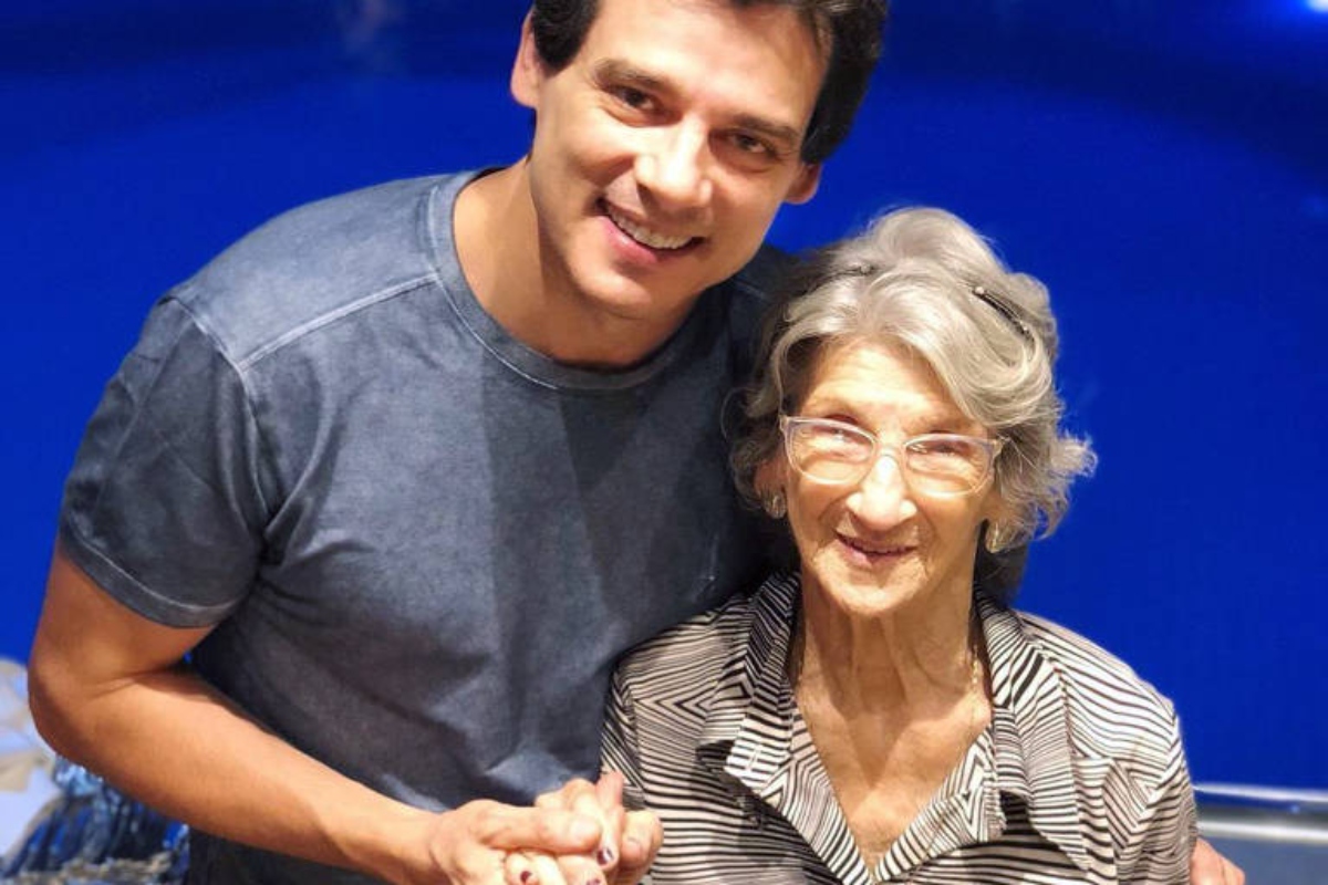 Celso Portiolli emociona fãs ao anunciar a morte da mãe, Dona Dibe, aos 98 anos