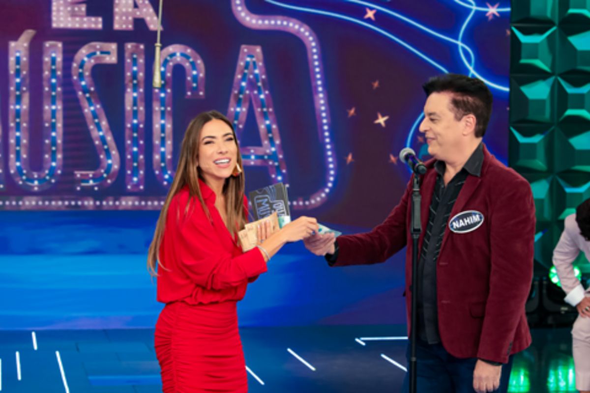 Programa Silvio Santos homenageia Nahim e garante boa audiência