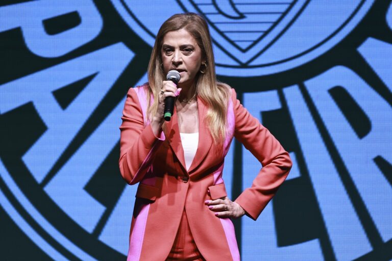 Leila Pereira critica Dudu por saída do Palmeiras e jogador responde com xingamento