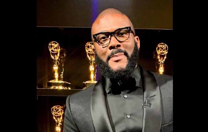 Tyler Perry critica cancelamentos de apólices de seguro antes de incêndios