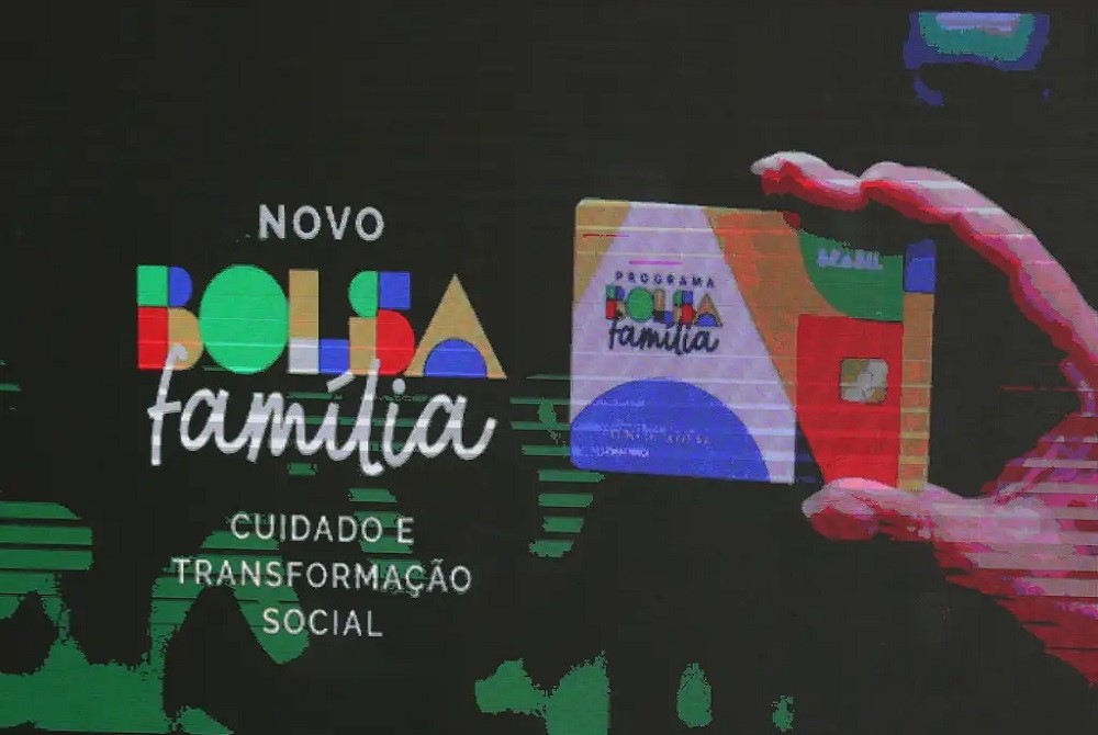 1,3 milhão de famílias saíram do Bolsa Família em 2024, segundo o governo